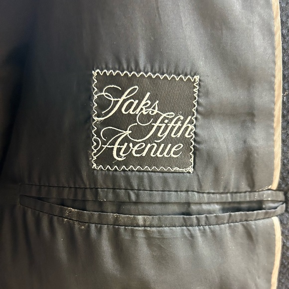 Armani textured navy blazer. - Picture 2 of 9